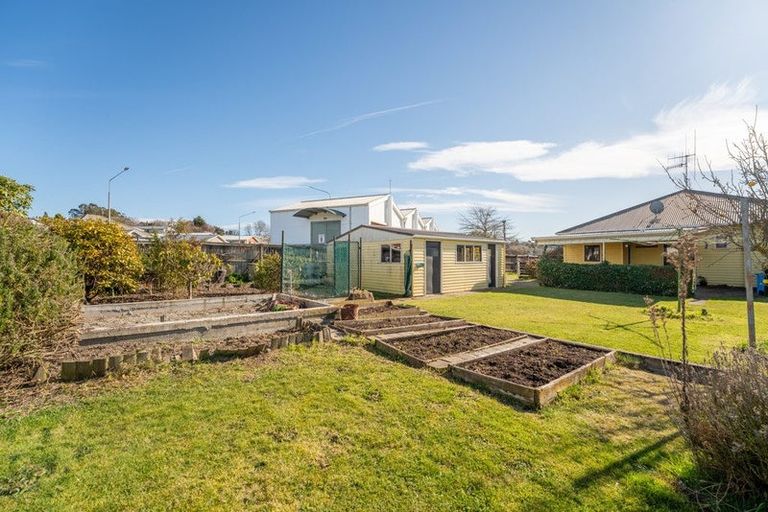Photo of property in 40 Grasmere Street, Waimataitai, Timaru, 7910