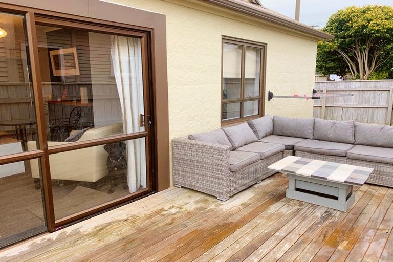 Photo of property in 8 Chard Street, Westown, New Plymouth, 4310