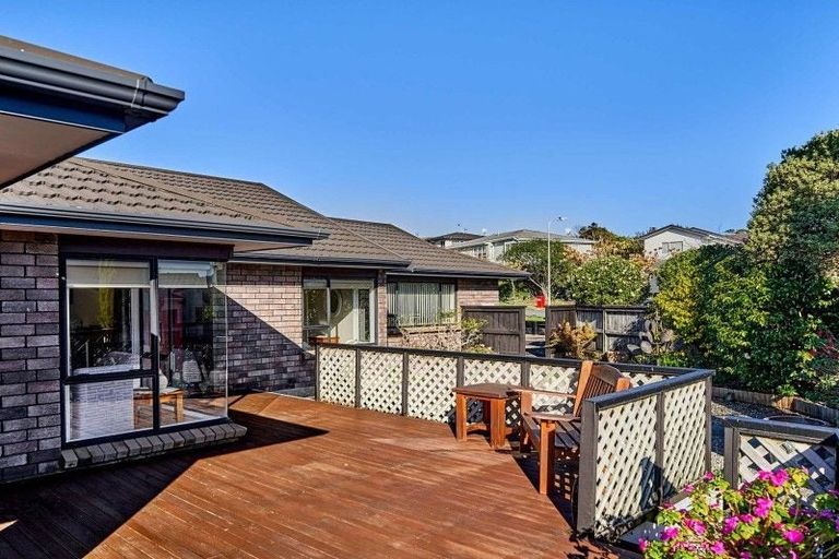 Photo of property in 26 Musket Lane, Whitby, Porirua, 5024