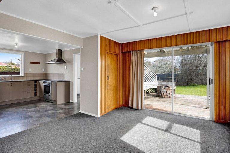 Photo of property in 9 Caplen Street, Hawera, 4610