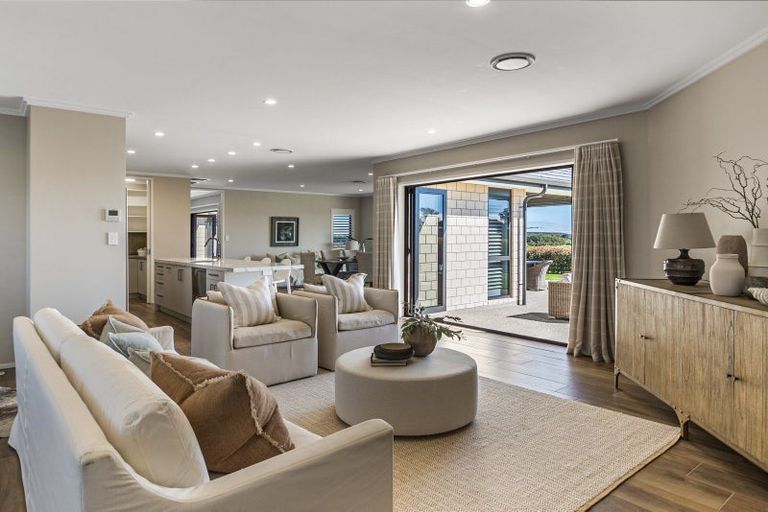 Photo of property in 80 Ewen Place, Karaka, Papakura, 2580