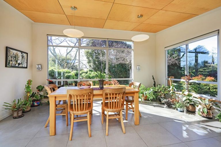 Photo of property in 20 Burbury Ridge, Havelock North, 4130