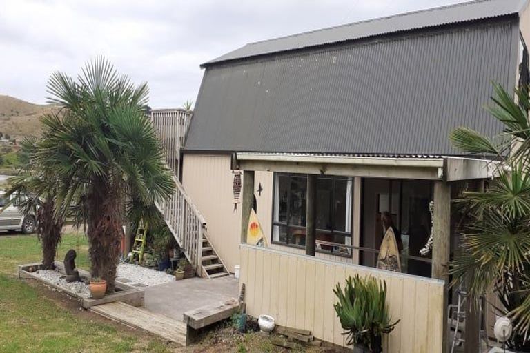 Photo of property in 97b Te Mahoe Road, Mokau, 4376