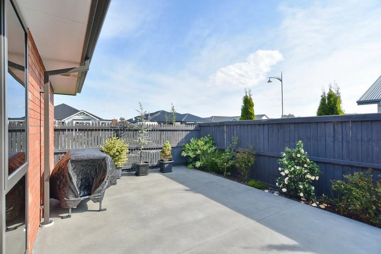 Photo of property in 11 Wearing Place, Kaiapoi, 7630