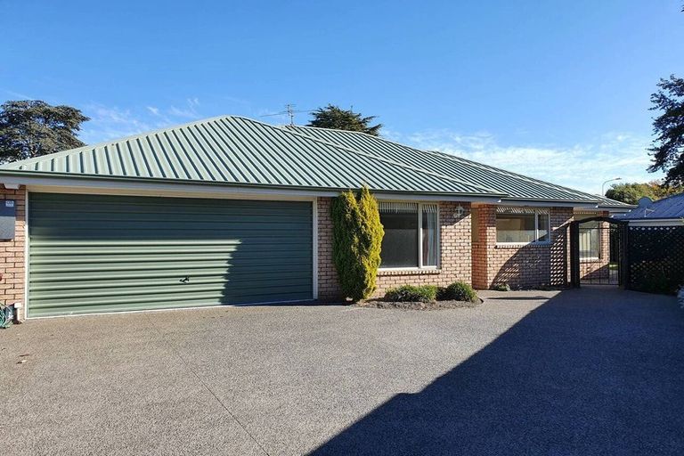 Photo of property in 10 Ashmore Lane, Strowan, Christchurch, 8052