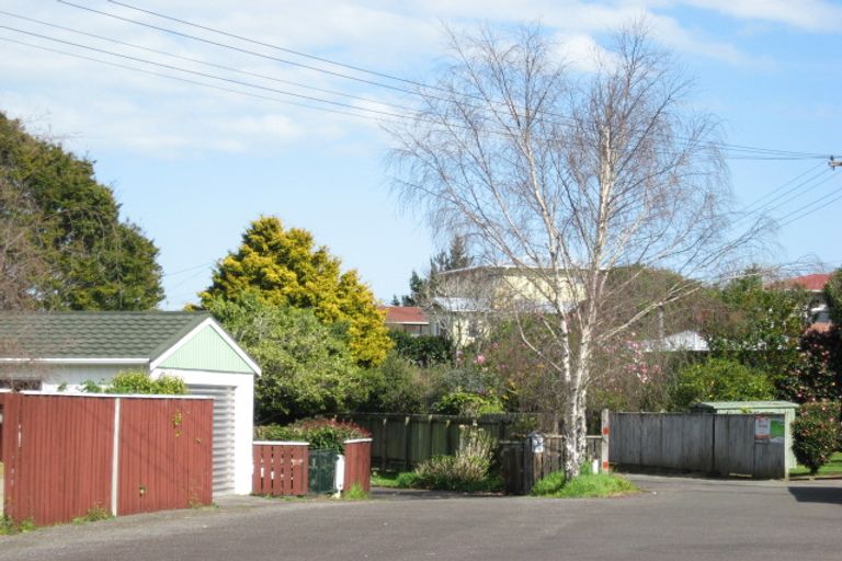Photo of property in 3b Durham Avenue, Welbourn, New Plymouth, 4312