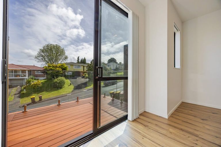 Photo of property in 51c Glendene Avenue, Glendene, Auckland, 0602