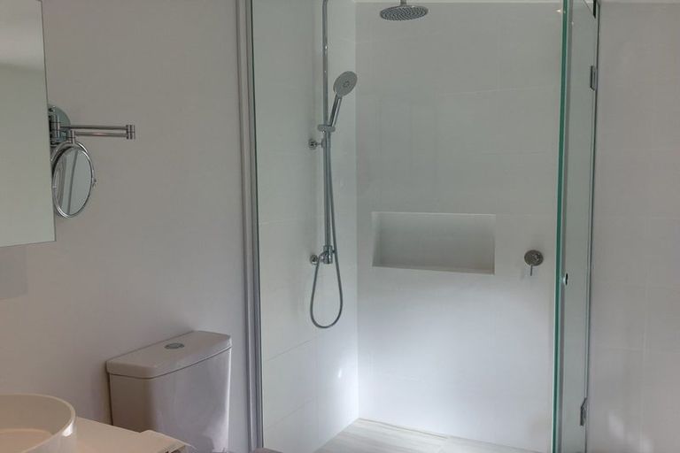 Photo of property in 22c Waipa Street, Birkenhead, Auckland, 0626