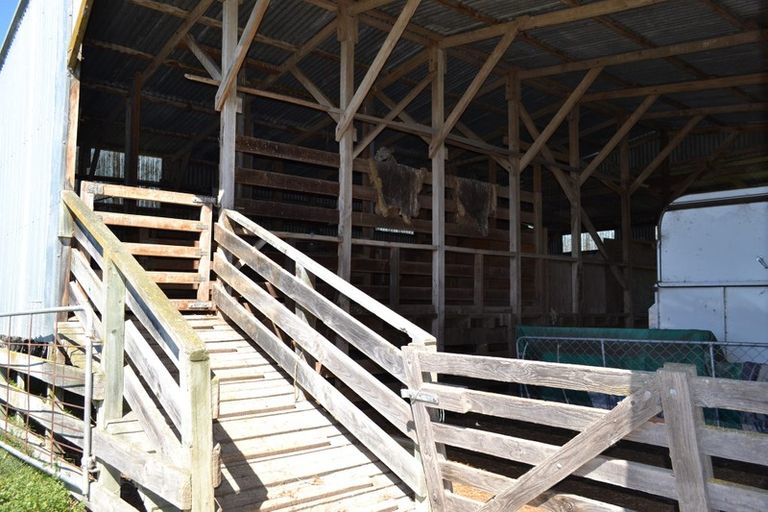 Photo of property in 1 James Street, Waimate, 7980