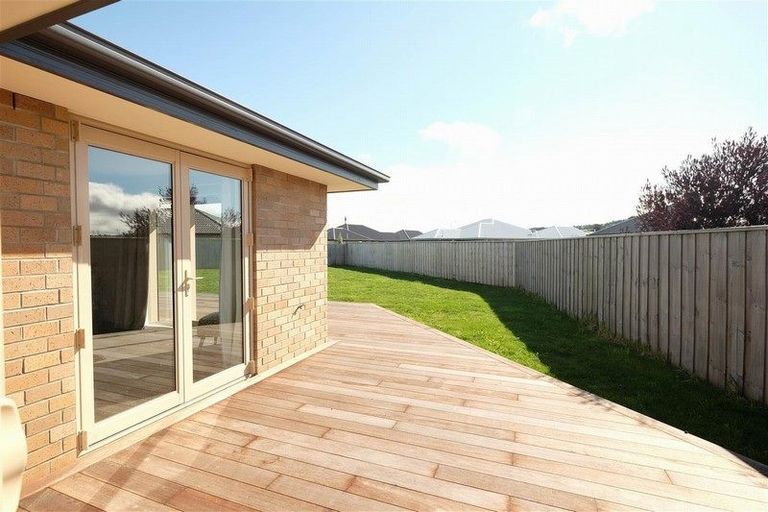 Photo of property in 12 Ormandy Court, Amberley, 7410