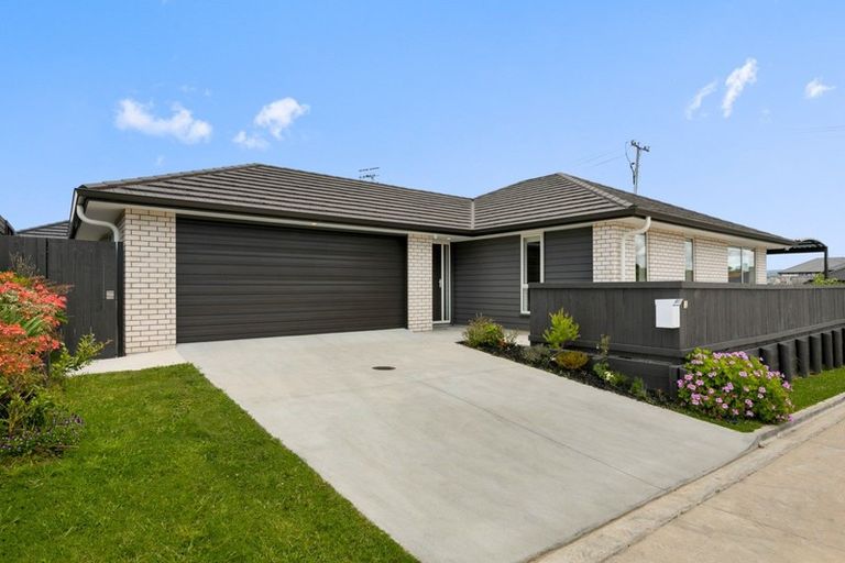 Photo of property in 2 Amelia Way, Pyes Pa, Tauranga, 3112