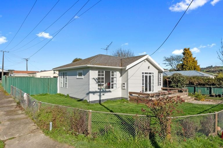 Photo of property in 8 Huia Street, Piopio, 3912