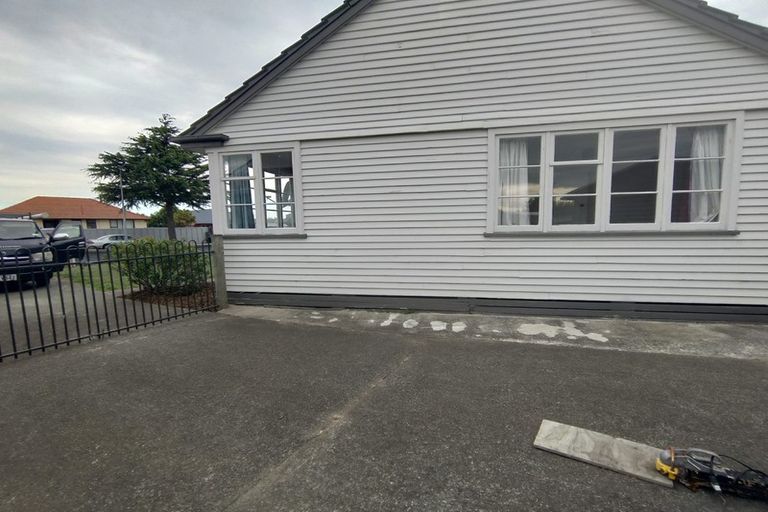 Photo of property in 5 Gregory Avenue, Islington, Christchurch, 8042