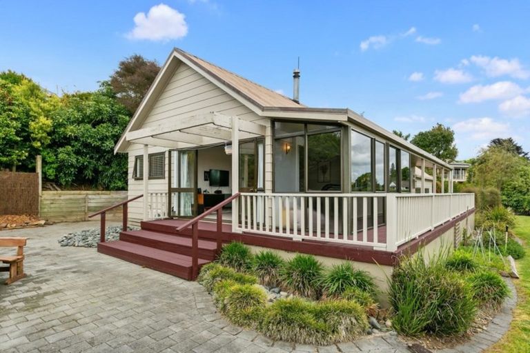 Photo of property in 28 Sheridan Crescent, Leamington, Cambridge, 3432