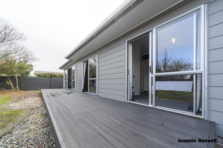 Photo of property in 40 Ruamahanga Crescent, Terrace End, Palmerston North, 4410