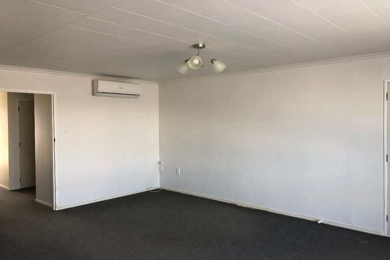 Photo of property in 93 Chelwood Street, Takaro, Palmerston North, 4412