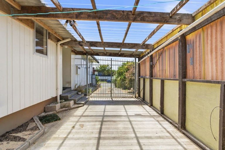 Photo of property in 51 Hinau Street, Castlecliff, Whanganui, 4501