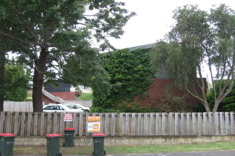 Property details for 8/11 Don Croot Street, Morningside, Auckland, 1021