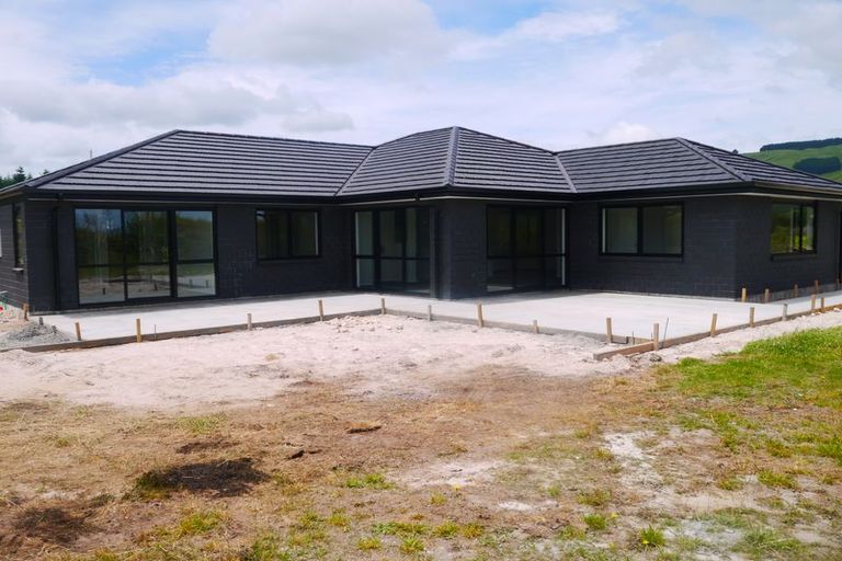 Photo of property in 22 Lacebark Drive, Kinloch, Taupo, 3377