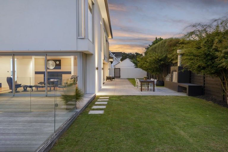 Photo of property in 74b Clyde Road, Ilam, Christchurch, 8041