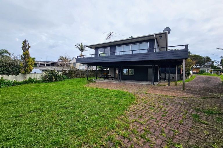 Photo of property in 198 Clovelly Road, Bucklands Beach, Auckland, 2012