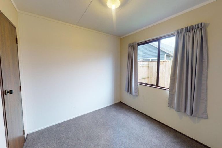 Photo of property in 27b Dorset Crescent, Hokowhitu, Palmerston North, 4410