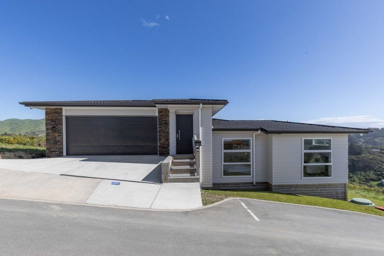 Photo of property in 6 Stunsail Lane, Whitby, Porirua, 5024