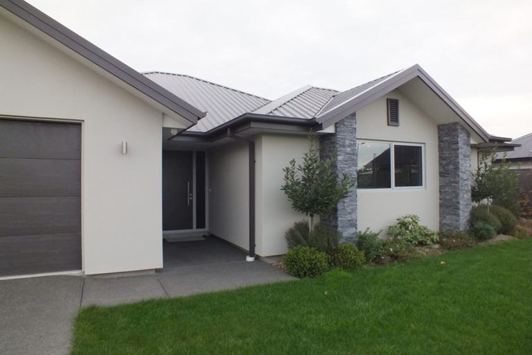 Photo of property in 40 Hinterland Drive, Prebbleton, 7604