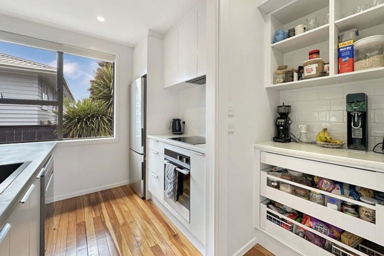 Photo of property in 23 Sloane Street, Glen Innes, Auckland, 1072