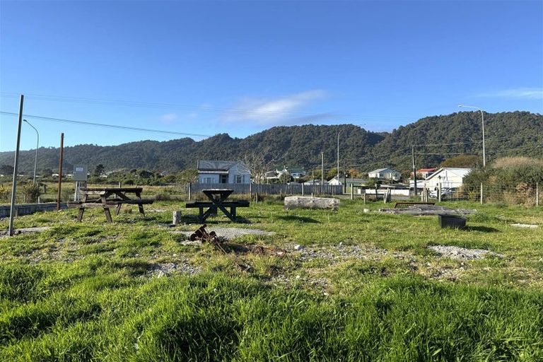 Photo of property in 48 Bright Street, Cobden, Greymouth, 7802