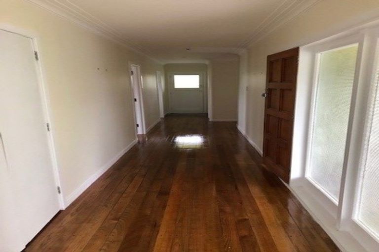 Photo of property in 263 Riverhead Road, Riverhead, Kumeu, 0892