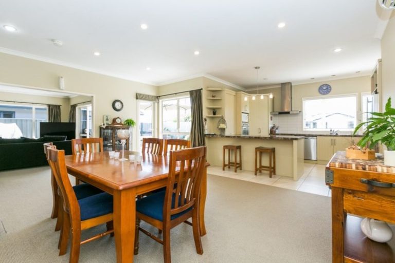Photo of property in 5 Pacific Avenue, Poraiti, Napier, 4112