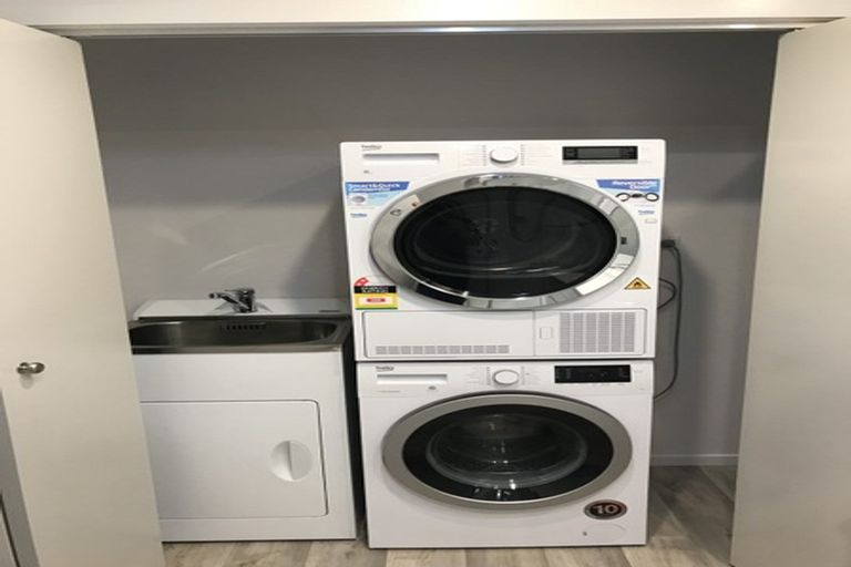 Photo of property in 3/19 Seddon Road, Frankton, Hamilton, 3204