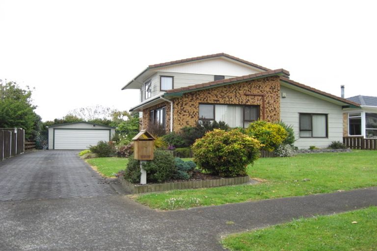Photo of property in 4 Chipping Dale, Mangere Bridge, Auckland, 2022