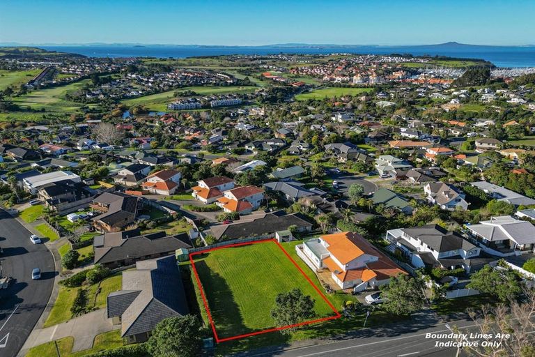 Photo of property in 1215 Whangaparaoa Road, Gulf Harbour, Whangaparaoa, 0930