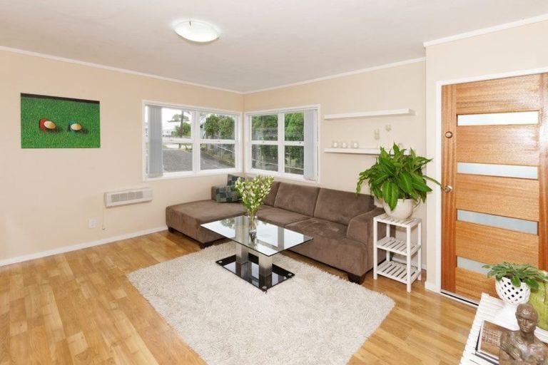 Photo of property in 1/112 Ennis Avenue, Pakuranga Heights, Auckland, 2010