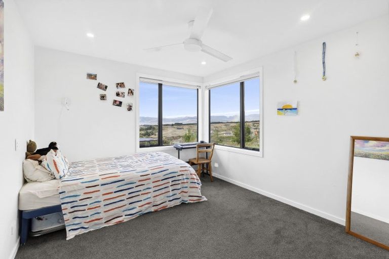 Photo of property in 2 Mahoe Close, Upper Moutere, 7173