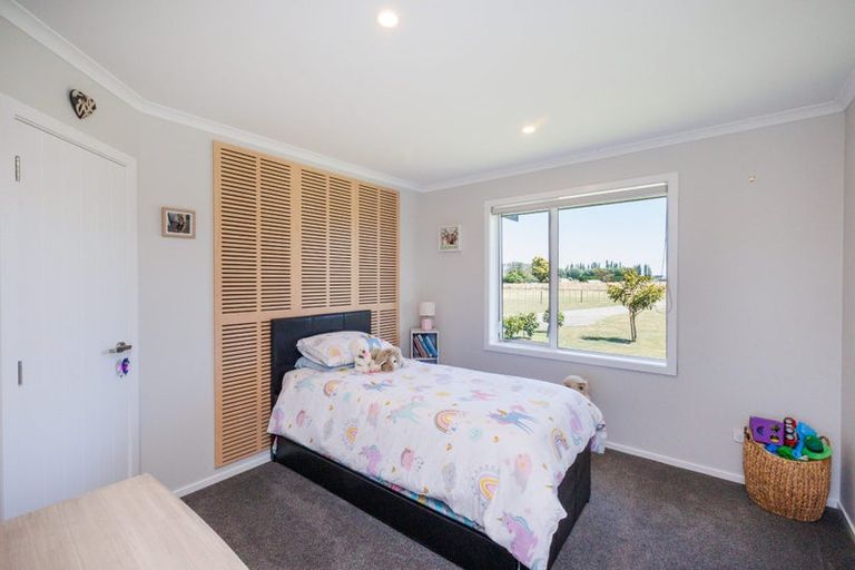 Photo of property in 1404a State Highway 3, Newbury, Palmerston North, 4475