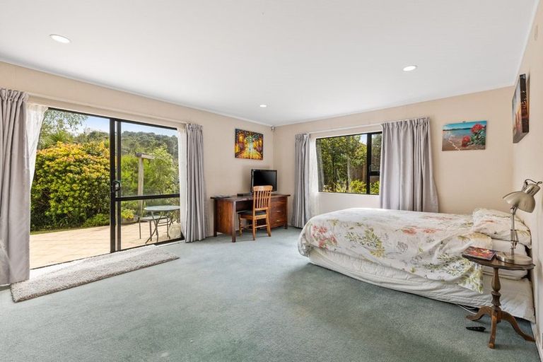 Photo of property in 41 Kate Sheppard Avenue, Torbay, Auckland, 0630
