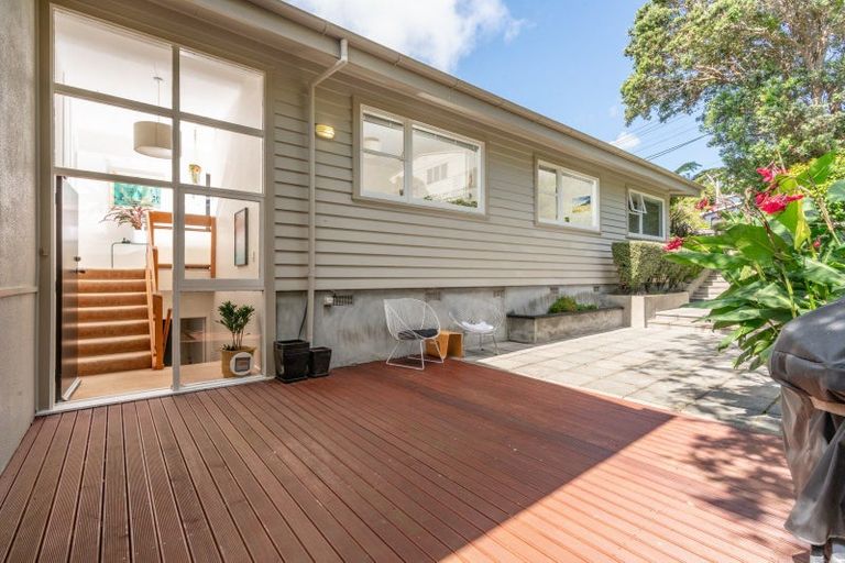 Photo of property in 32 Motueka Street, Ngaio, Wellington, 6035