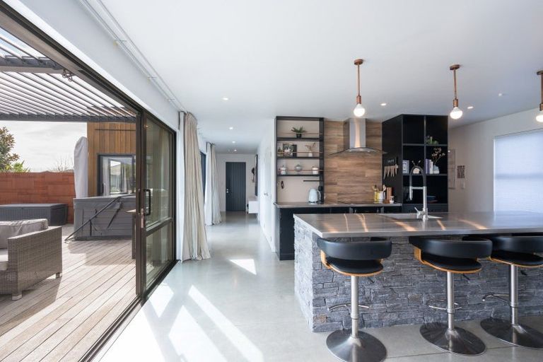 Photo of property in 12 Puketutu Grove, Motueka, 7120