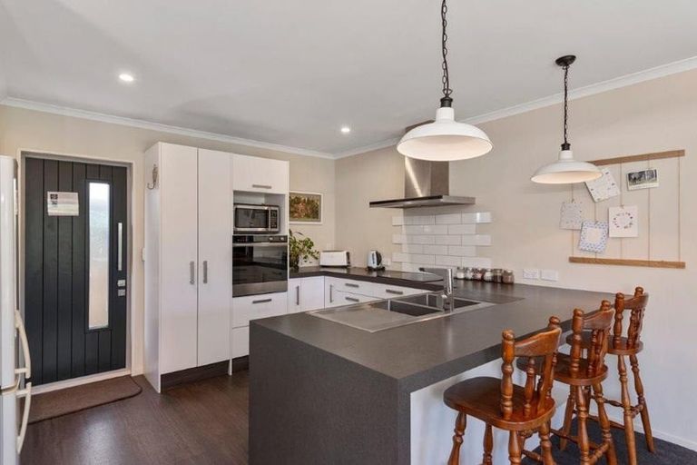 Photo of property in 42 Spaxton Street, Methven, 7730