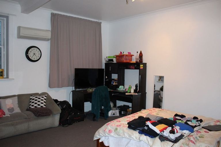 Photo of property in 241 Stuart Street, Dunedin Central, Dunedin, 9016