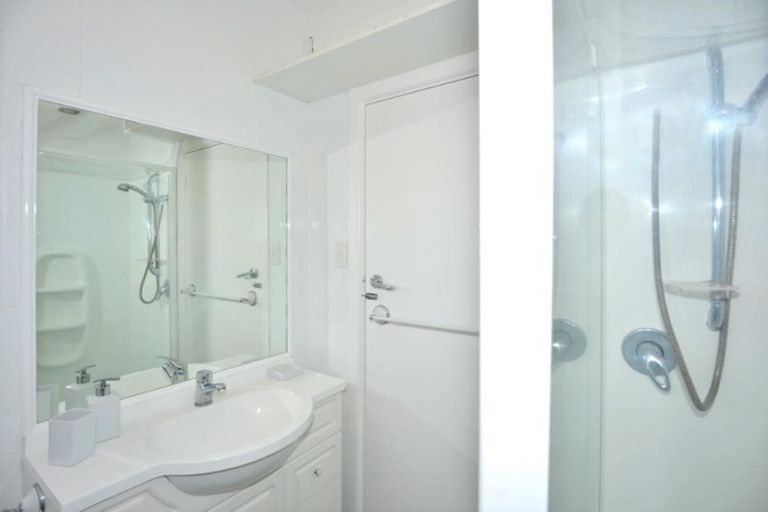 Photo of property in 2/78 Holly Road, St Albans, Christchurch, 8014