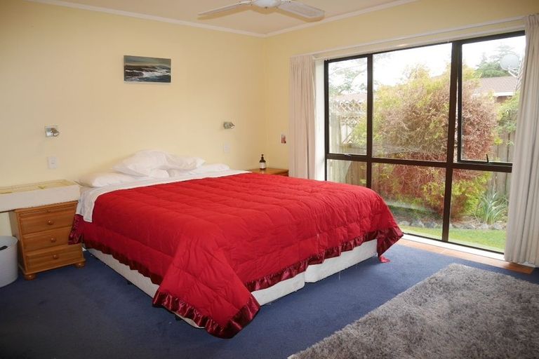 Photo of property in 45 Cedar Drive, Paraparaumu Beach, Paraparaumu, 5032