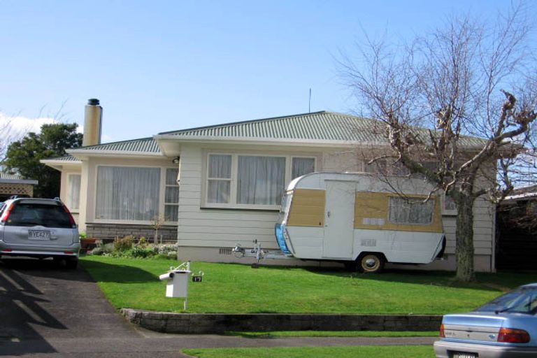 Photo of property in 17 Frimley Street, Awapuni, Palmerston North, 4412