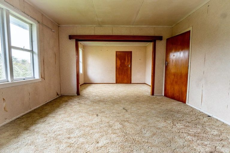 Photo of property in 32 Charles Street, Te Kamo, Whangarei, 0112