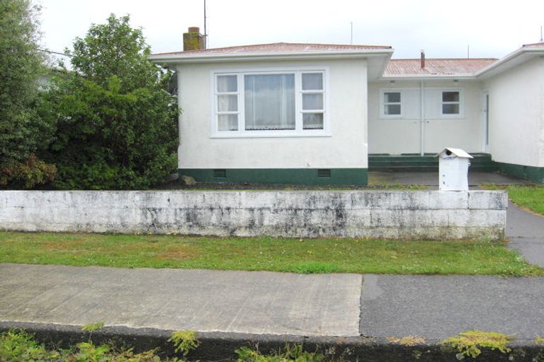 Photo of property in 17 Lytton Street, Feilding, 4702