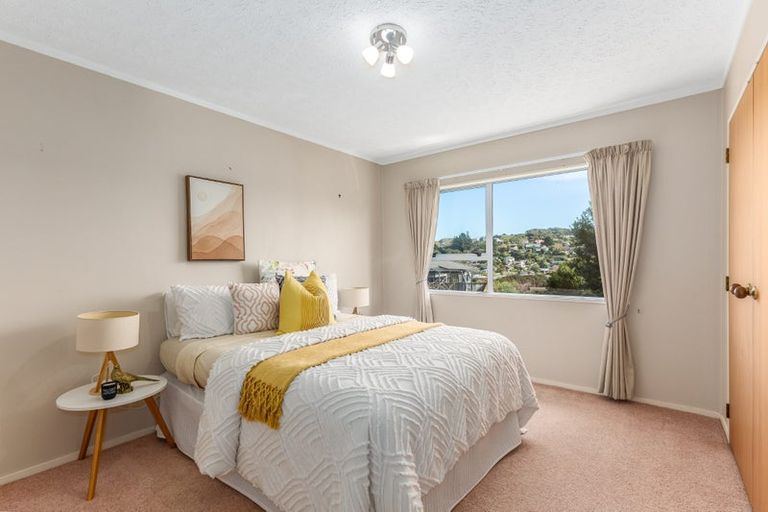 Photo of property in 10 James Cook Drive, Whitby, Porirua, 5024