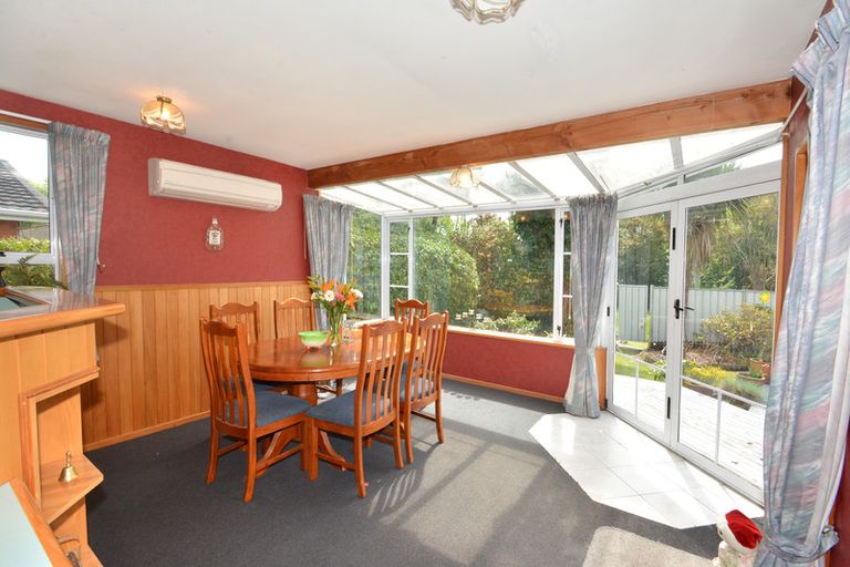 Photo of property in 31 Kinmont Crescent, Kinmont Park, Mosgiel, 9024